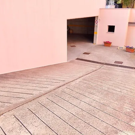 Apartament In Just 50 Mt From The Sea Cala Gonone