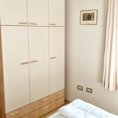 In Just 50 Mt From The Sea Apartament *